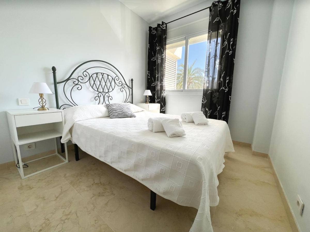 3 Bed Las Petunias, San Pedro มาร์เบยา ภายนอก รูปภาพ